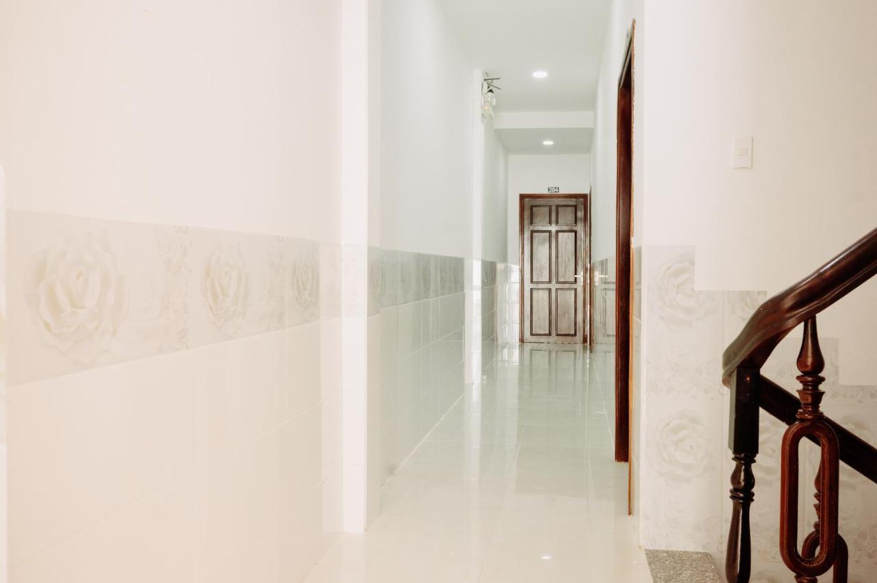 Motel Cason Чау Док Екстериор снимка