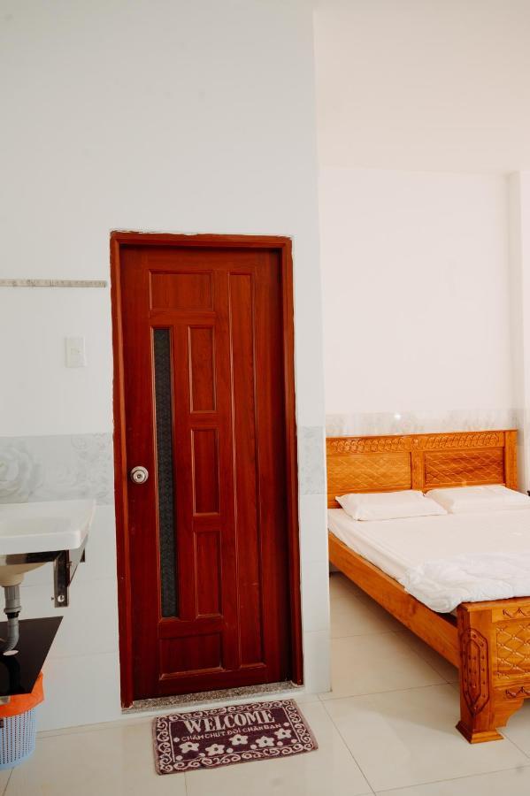 Motel Cason Чау Док Екстериор снимка