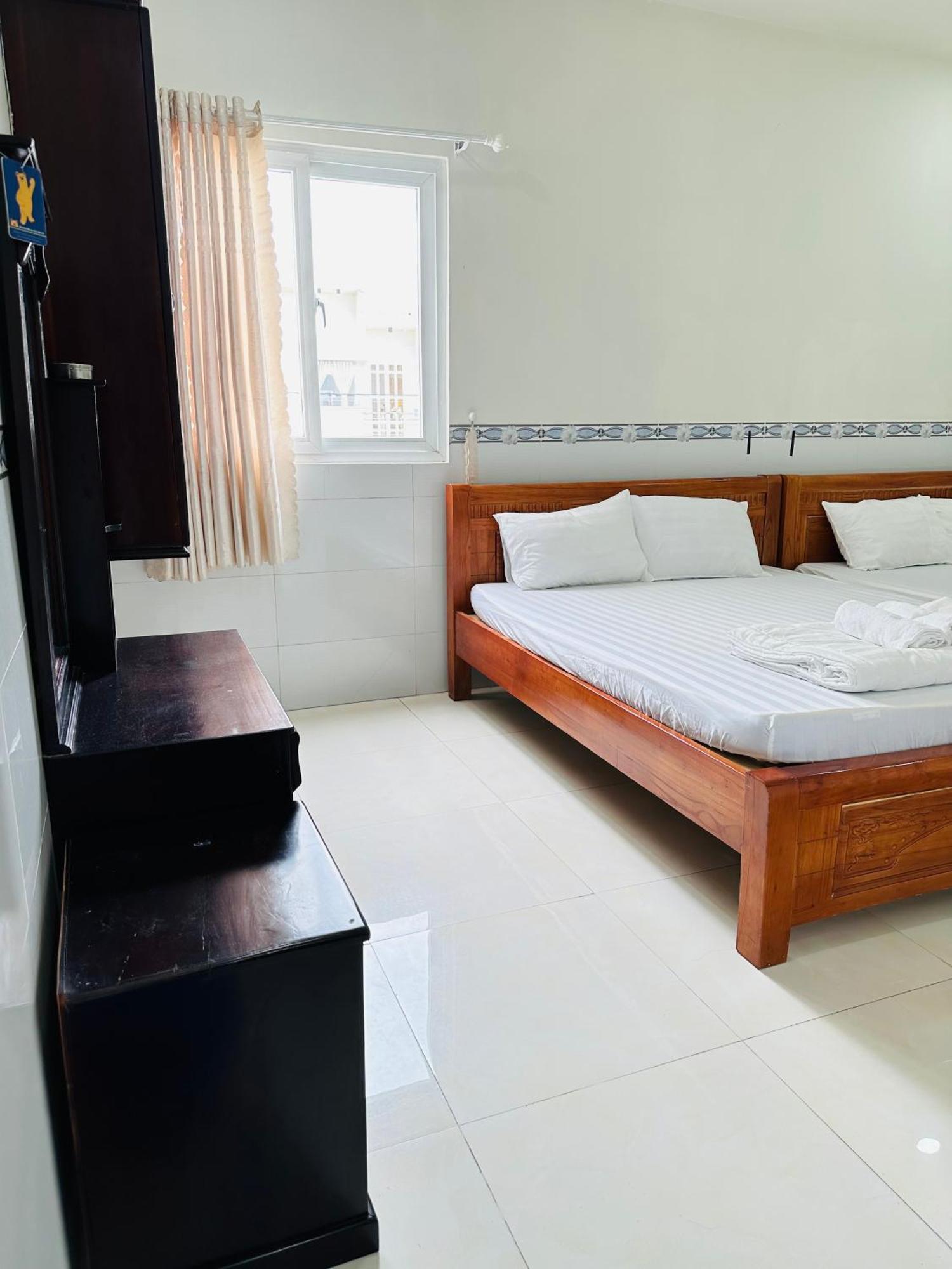 Motel Cason Чау Док Екстериор снимка