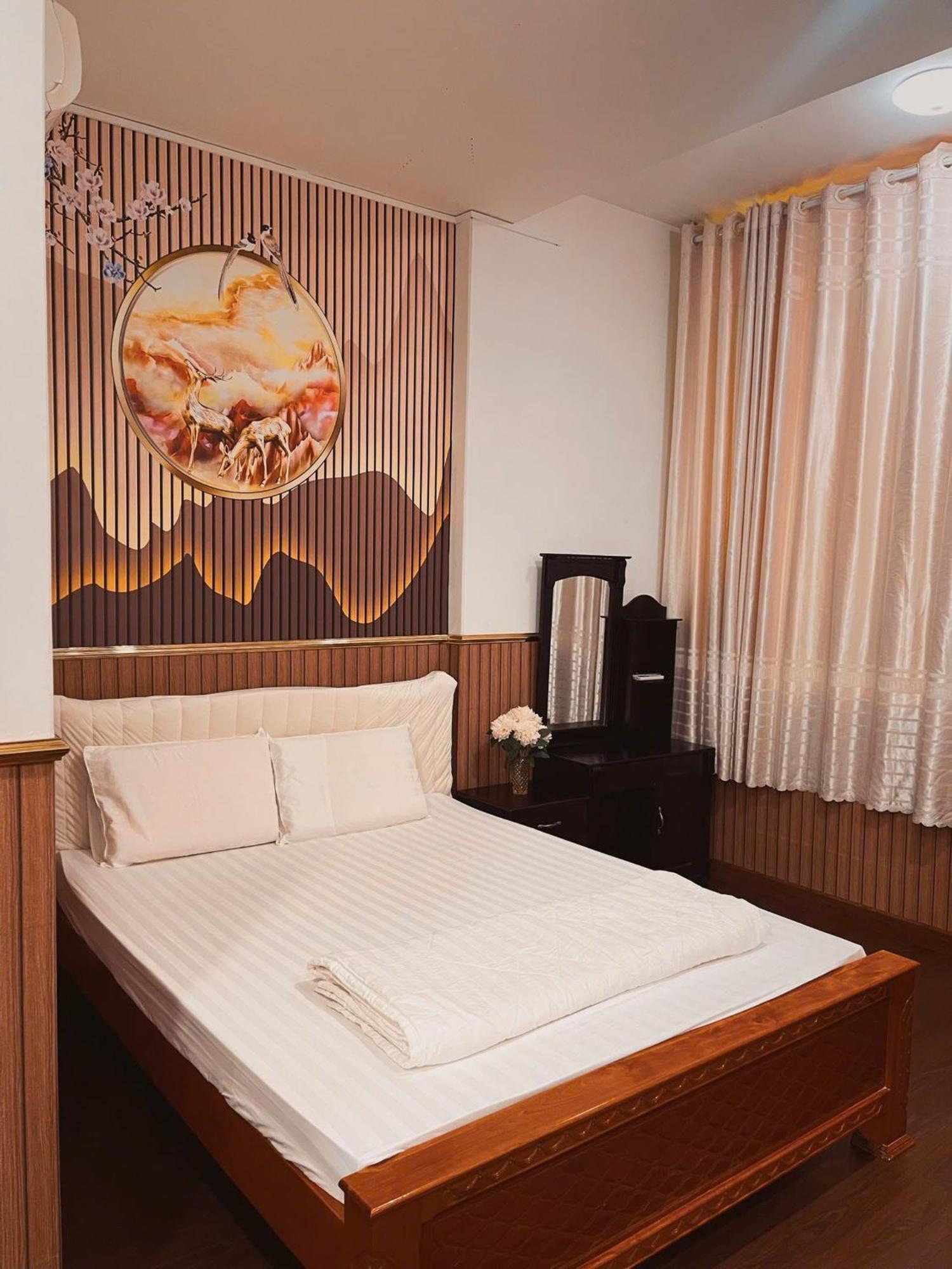Motel Cason Чау Док Екстериор снимка